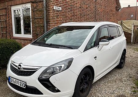 Opel Zafira Tourer 1.6 CDTI OPC Line