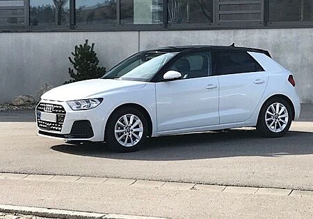 Audi A1 25 TFSI advanced Bi-Color Privacy 8-fach uvm,