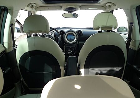 Mini Cooper D Countryman ALL4, Navi, 8-fach bereift, Vollausstattung