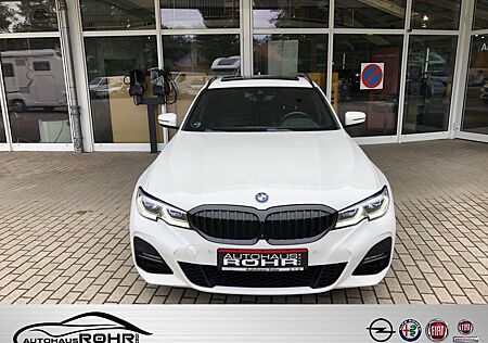 BMW 330 i M Sport Touring EU6d-T Park-Assistent