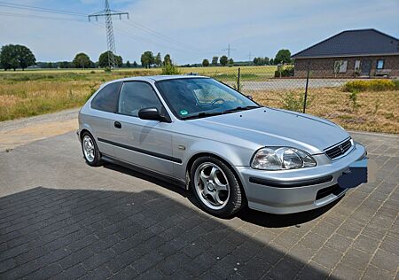 Honda Civic 1.4i