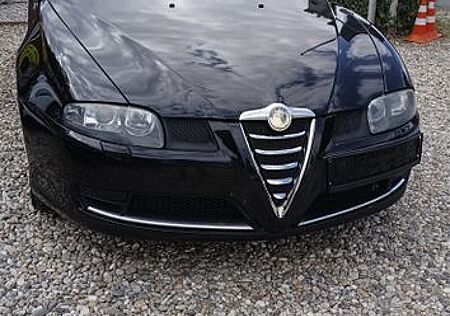 Alfa Romeo GT 1.9 JTD 16V M-Jet     Quadrifoglio