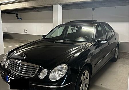Mercedes-Benz E 220 CDI ELEGANCE Elegance