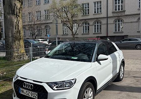 Audi A1 allstreet 30 TFSI S tronic | Top-Ausstattung