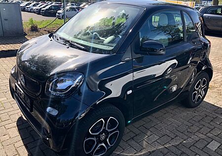 Smart ForTwo Passion*NEU:TÜV+Inspektion*Panoramadach
