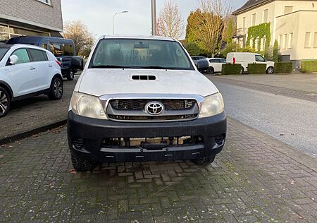 Toyota Hilux ,Double Cab,4x4,AC,nettoexp:10500€