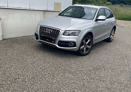 Audi Q5 2.0 TFSI S tronic quattro -