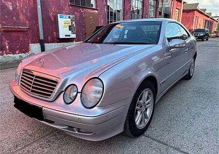 Mercedes-Benz CLK 200 *KOMPRESSOR*ELEGANCE*TÜV*Automatik