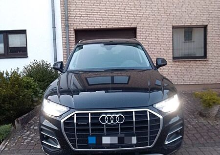 Audi Q5 40 TDI S tronic quattro advanced advanced