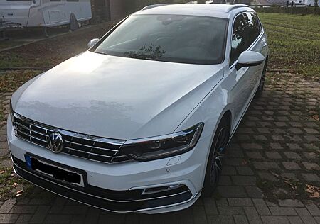 VW Passat Variant Volkswagen Passat 1.8 TSI DSG Highline doppelte R-Line!!!