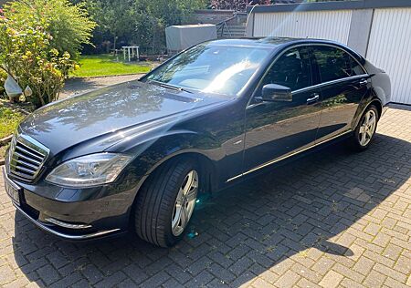 Mercedes-Benz S 350 BlueTEC L - Topp Zustand Garagenfahrzeug