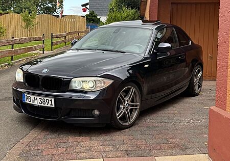 BMW 123d M Paket / Harman Kardon