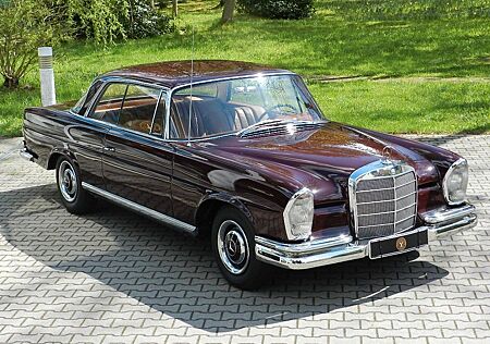 Mercedes-Benz 220 220SEb/C,Ausnahme KFZ,ungeschweist,unrestauriert