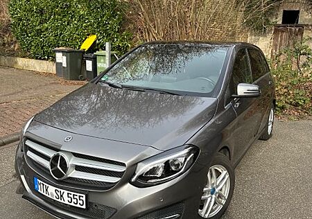 Mercedes-Benz B 220 d 4MATIC DCT Urban Urban