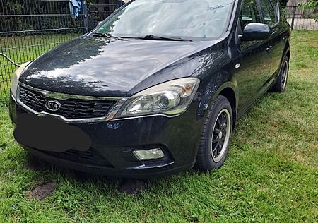 Kia Cee'd Sportswagon Sporty Wagon 1.4 CVVT Visi...