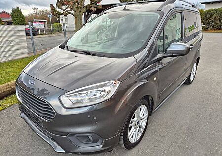 Ford Tourneo Courier Titanium Navi R-CAM FACELIFT