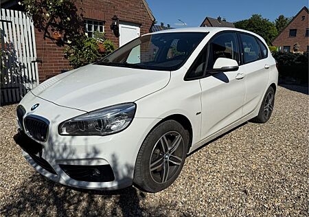 BMW 2er 220 Active Tourer Sport Line Ahk
