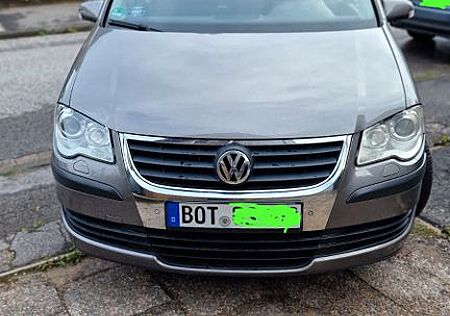 VW Touran Volkswagen 1.4 TSI 103kW DSG LPG