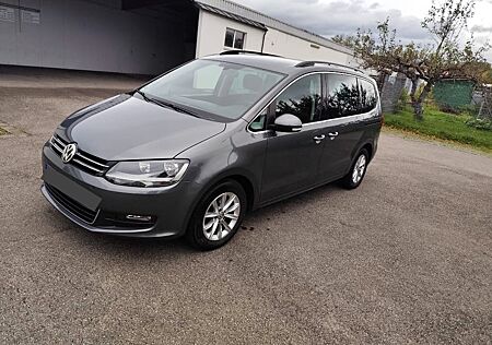 VW Sharan gebraucht kaufen VW Sharan Volkswagen 1.4 TSI OPF DSG Highline Highline