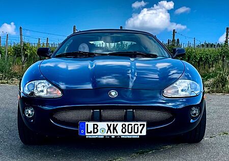 Jaguar XK8 Cabriolet Arden - Rarität - Service NEU