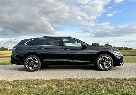VW Passat Variant Volkswagen 2.0 TDI DSG Elegance