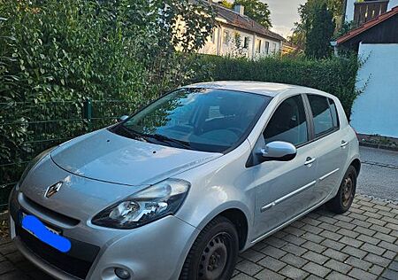 Renault Clio | 71.000 km | sparsam & zuverlässig