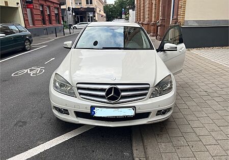 Mercedes-Benz C 180 BlueEFFICIENCY AVANTG. Autom. AVANGARD