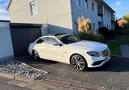 Mercedes-Benz E 300 e AVANTGARDE Autom. Top Zustand