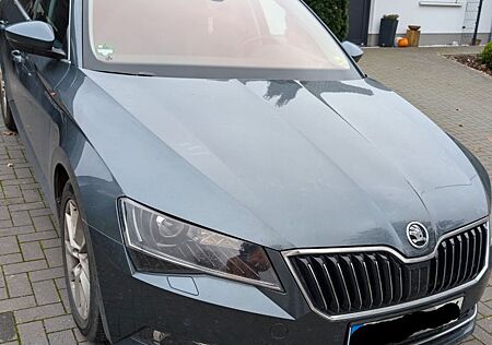Skoda Superb 1.5 TSI ACT DSG Ambition Combi Ambition