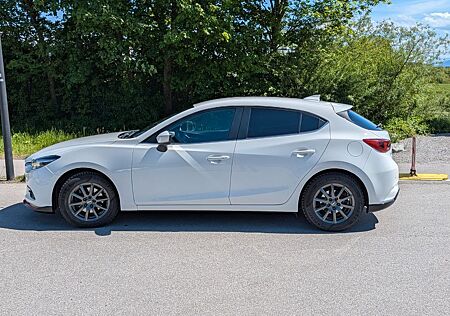 Mazda 3 2.0 SKYACTIV-G 165 Sports-Line Sports-Line