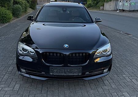 BMW 750 F01 750xDrive