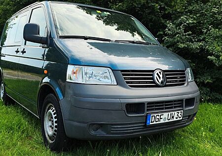 VW T5 Transporter Volkswagen T5 Kombi 9-Sitzer Klima AHK (Bremsen Reifen NEU)