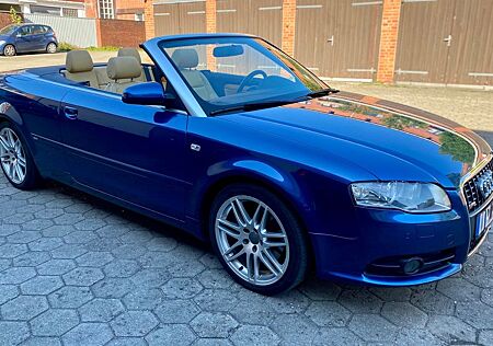 Audi A4 A4Cabrio3.0TDI/Quatt/S-LINE/XEN/LEDER/NAVI/SHZ/P