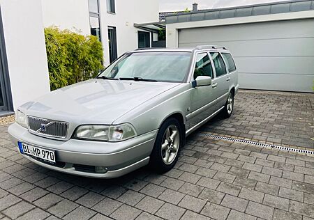 Volvo V70 Premium