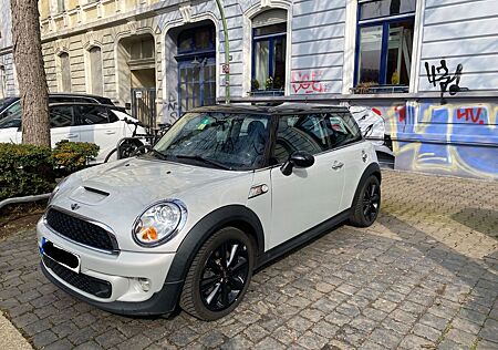 Mini Cooper S | 2Hand | Bi-Xenon