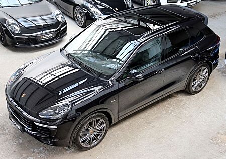 Porsche Cayenne SD PlatinumEd Burmester Approved 04/2027