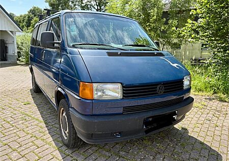 VW T4 Volkswagen Transporter / Camper-Ausbau / TÜV neu