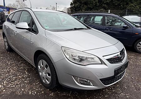 Opel Astra J Sports Tourer Design Edition
