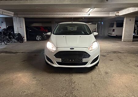 Ford Fiesta 1,25 44kW SYNC-1.Hand-121.219km-TÜV05.26