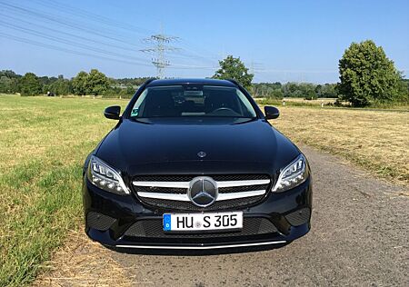 Mercedes-Benz C 180 d T *LED*Distronic*RFK*Navi*