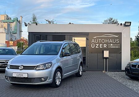 VW Touran Volkswagen 2.0 TDI Style BMT/SITZH/NAV/PDC/PANO/AHK