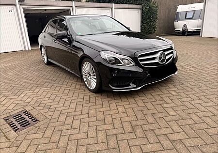 Mercedes-Benz E 500 4MATIC AMG