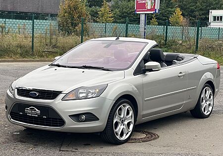 Ford Focus Cabrio Titanium/Navi/Tempo/Leder/S.Hzg/PDC