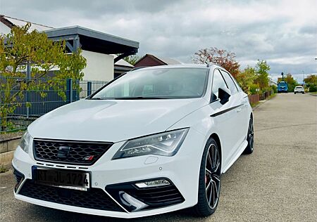 Seat Leon 2.0 TSI Start&Stop ST CUPRA 300 DSG CUP...