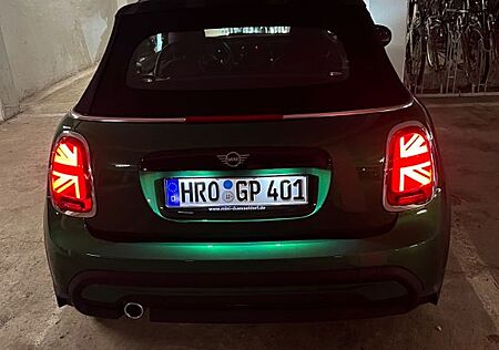 Mini Cooper Cabrio Classic Trim Steptronic Classi...