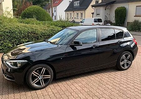 BMW 116i Sport Line Sport Line