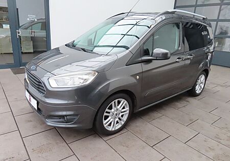 Ford Tourneo Courier Titanium Tempomat/Klima/PDC