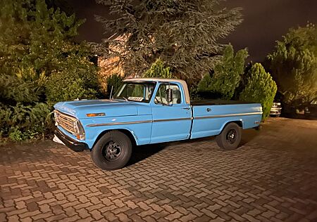 Ford F 250 360 V8 5,8 Liter