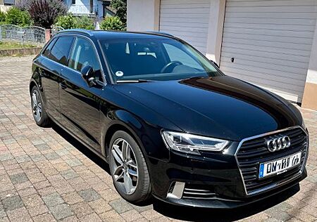 Audi A3 2.0 TDI S tronic Sportback - ACC, Spurh, LED