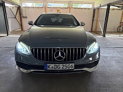 Mercedes-Benz E 200 d T Autom. -